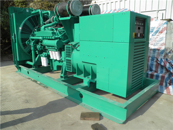 金塔发电机租赁-厂家给大家介绍发电机失磁现象