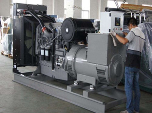 金塔柴油发电机组和储能设备配合使用的案例