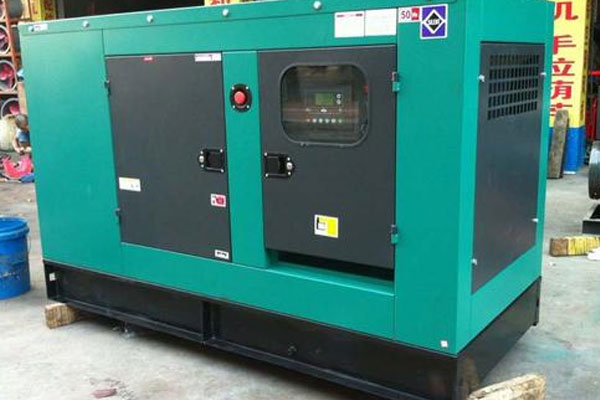 金塔如何检查机油的使用时间？