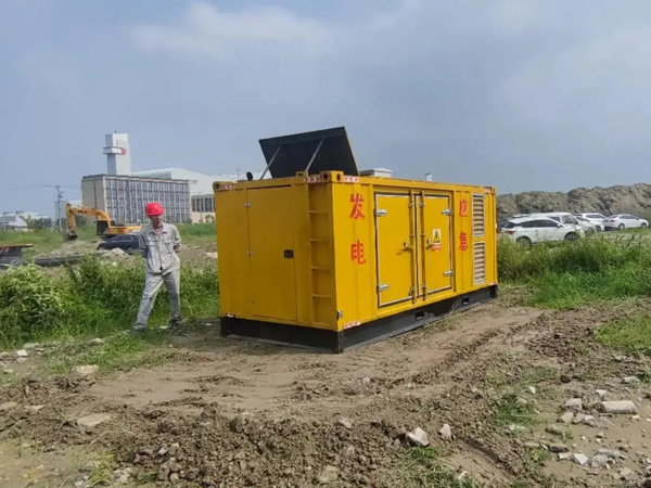 金塔200KW柴油发电机机组每小时的油耗量受哪些因素影响？